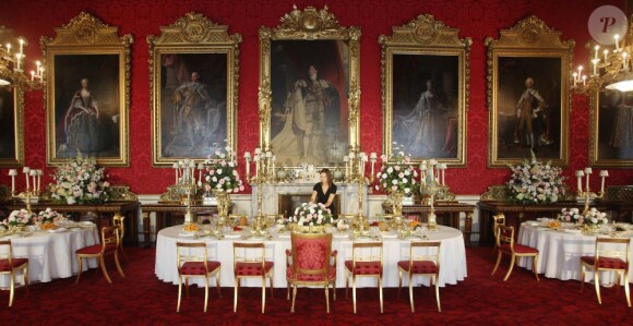 Une spectaculaire exposition, qui reproduit les événements jusqu'au banquet officiel, consacrée au couronnement de la reine Elizabeth II le 2 juin 1953 a ouvert à Buckingham Palace le 27 juillet 2013, à l'occasion du soixantenaire de la cérémonie.