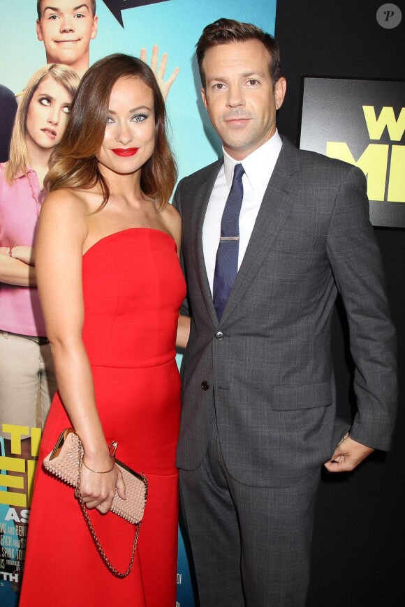 Olivia Wilde et son fiancé Jason Sudeikis lors de l'avant-première du film Les Miller - une famille en herbe, à New York le 1er août 2013