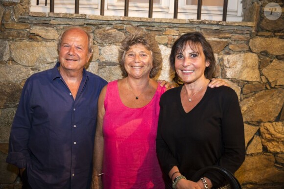 Marc Ladreit de Lacharrière, sa femme Véronique Morali, et Jacqueline Franjou, au concert de Julien Clerc dans le cadre du festival de Ramatuelle le 3 août 2013.