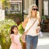 Sarah Michelle Gellar au côté de Charlotte après son cours de danse à Los Angeles, le 3 août 2013.