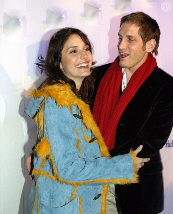 Olivier Siroux et Alexandra Coulet à la première du spectacle d'Holiday On Ice, Diamants Diamants, à Paris, le 6 février 2004.