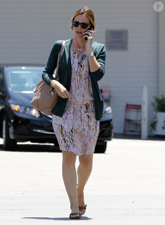 Jennifer Garner se rend au Brentwood Country Mart à Brentwood, le 7 août 2013.