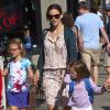 Jennifer Garner emmène ses filles Violet et Seraphina faire du shopping à Venice, le 7 août 2013.