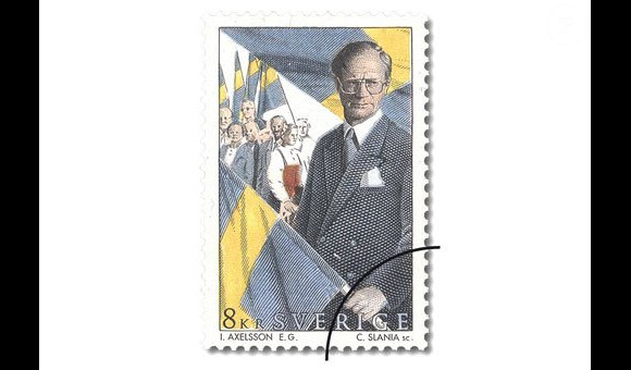 Un des timbres de 1993 à l'effigie du roi Carl XVI Gustaf de Suède pour les 20 ans de son règne.
