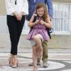 La princesse Mary et le prince Frederik accompagnaient leur fille la princesse Isabella de Danemark, 6 ans, tout excitée, le 13 août 2013 pour sa rentrée des classes à l'école Tranegård de Hellerup, une ville de la municipalité de Gentofte (nord de Copenhague).