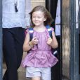  Une écolière toute fière. La princesse Mary et le prince Frederik de Danemark accompagnaient leur fille la princesse Isabella, 6 ans, le 13 août 2013 pour sa rentrée des classes à l'école Tranegård de Hellerup, une ville de la municipalité de Gentofte (nord de Copenhague). 