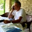 Michel Drucker en vacances à Eygalières (13) - août 2013