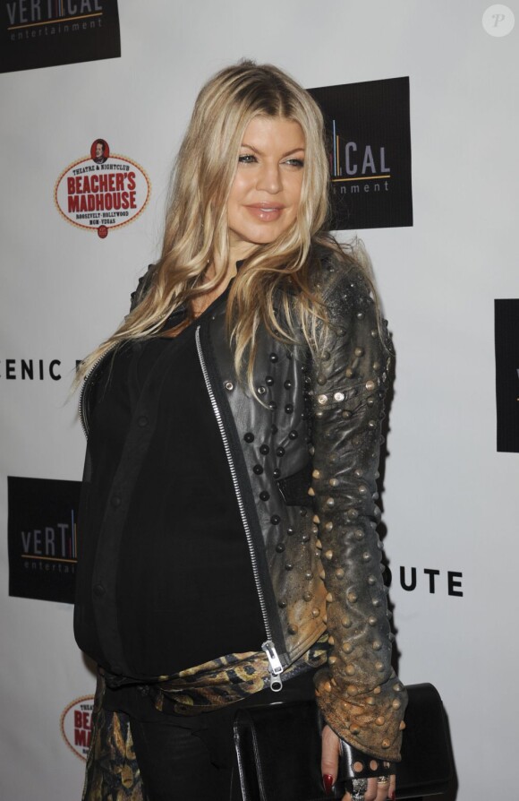 Fergie enceinte à la première du film Scenic Route au Chinese 6 Theater à Hollywood, Los Angeles, le 20 août 2013.