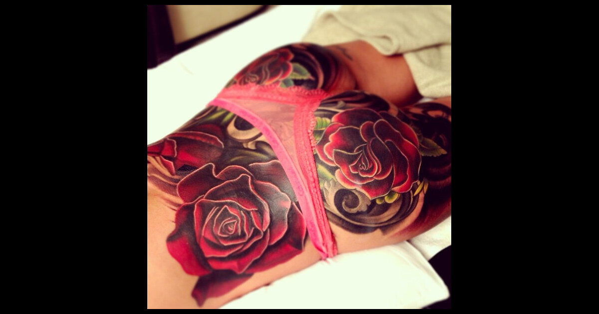 Cheryl Cole : Son nouveau tatouage lui recouvre les fesses ! - Purepeople