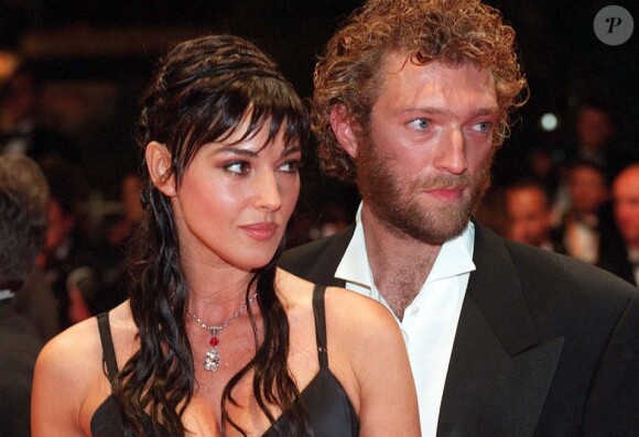 Monica Bellucci et Vincent Cassel lors de la montée des marches à Cannes en mai 2002.