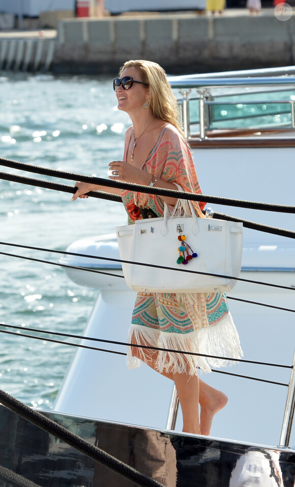 Kate Moss en vacances à Saint-Tropez, le 25 août 2013.