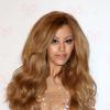 Zahia Dehar ouvre sa pâtisserie-boudoir éphémère chez l'Eclaireur à Paris, le 3 juillet 2013.