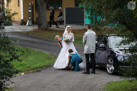 Vicky Andren - Mariage de Gustaf Magnuson (fils de la soeur du roi Carl XVI Gustaf de Suède) et Vicky Andren au château d'Ulriksdals à Stockholm, le 31 août 2013.