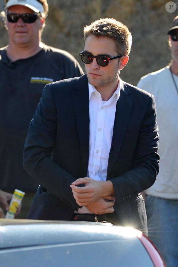 Robert Pattinson sur le tournage de Maps to the Stars à Los Angeles, le 21 août 2013.