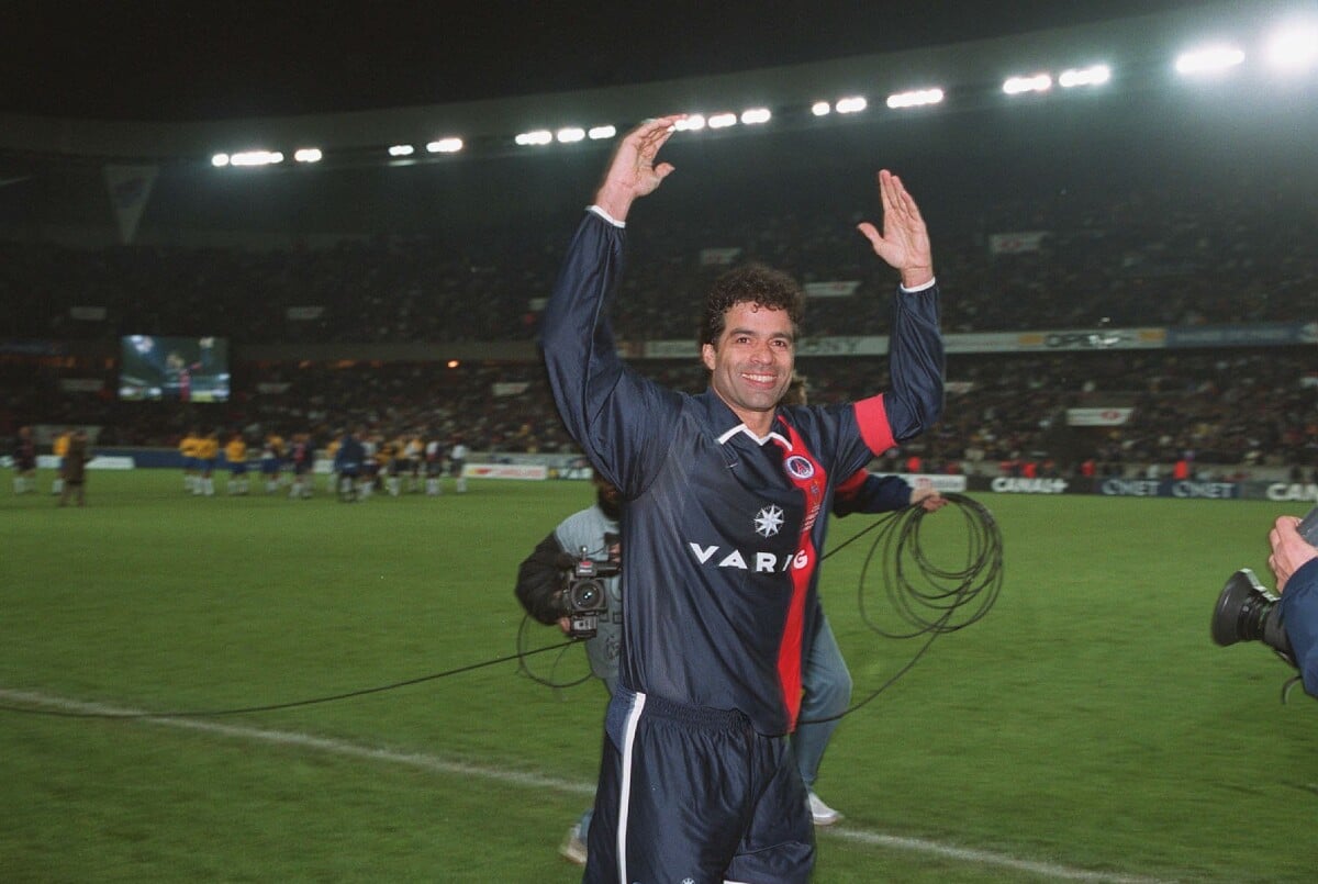 Photo : Raí fête son jubilé au Parc des Princes en 2001. - Purepeople