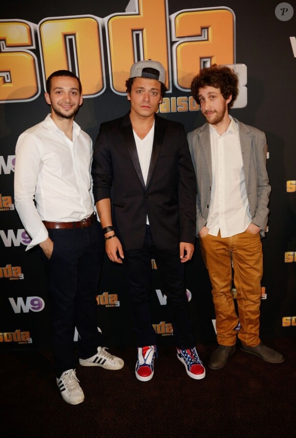 William Lebghil, Kev Adams et Gael Cottat au cinéma Gaumont Marignan pour la présentation de la 3e saison de SODA, à Paris, le 6 septembre 2013.