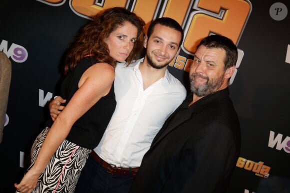 Laurence Oltuski, William Lebghil et Guy Lecluyse au cinéma Gaumont Marignan pour la présentation de la 3e saison de SODA, à Paris, le 6 septembre 2013.