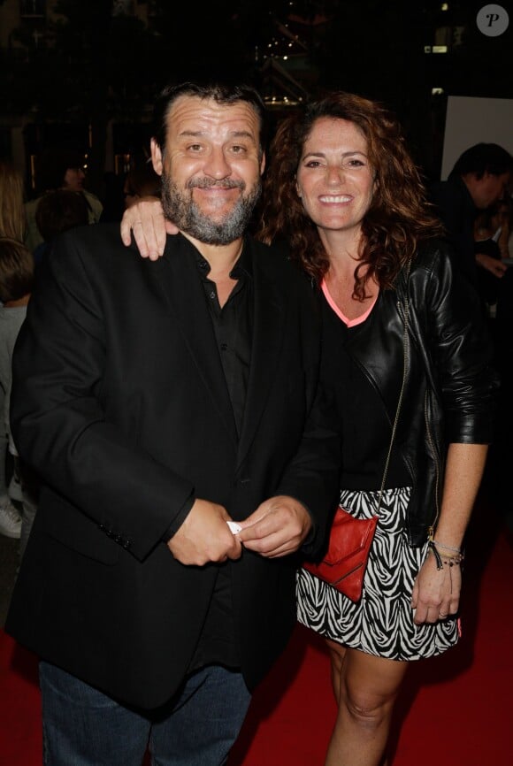 Guy Lecluyse et Laurence Oltuski au cinéma Gaumont Marignan pour la présentation de la 3e saison de SODA, à Paris, le 6 septembre 2013.