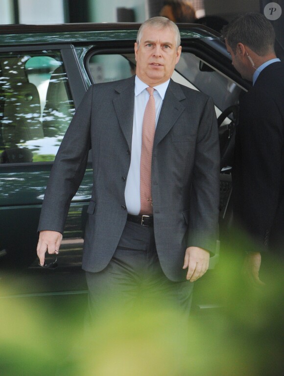 Le prince Andrew d'York arrivant à Wimbledon le 5 juillet 2013