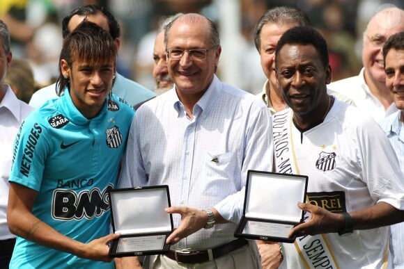 Neymar, Pelé et Geraldo Alckmin à Santos, le 14 avril 2012.
