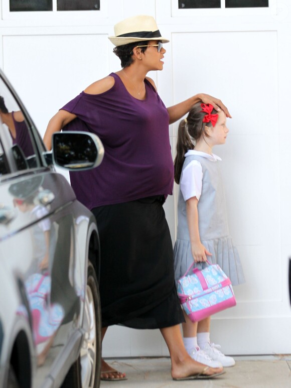 Halle Berry, et une amie de sa fille Nahla à Beverly Hills, le 9 septembre 2013