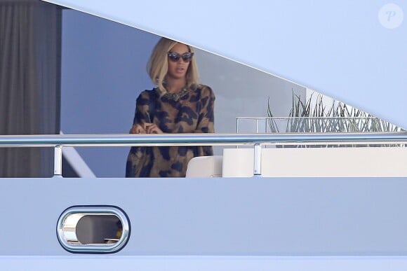 Exclusif - Beyoncé Knowles et Jay-Z avec leur fille Blue Ivy en vacances à Formentera. Le 2 septembre 2013.