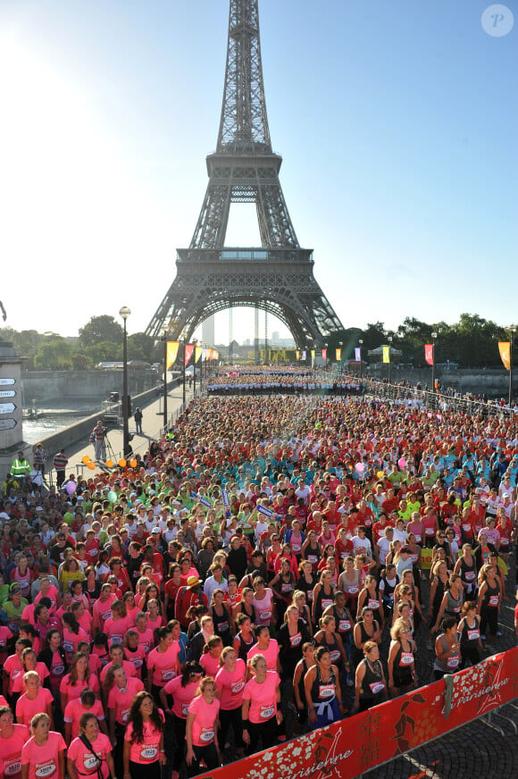 Le soleil brillait haut lors de la course La Parisienne qui se déroulait à Paris le 15 septembre 2013