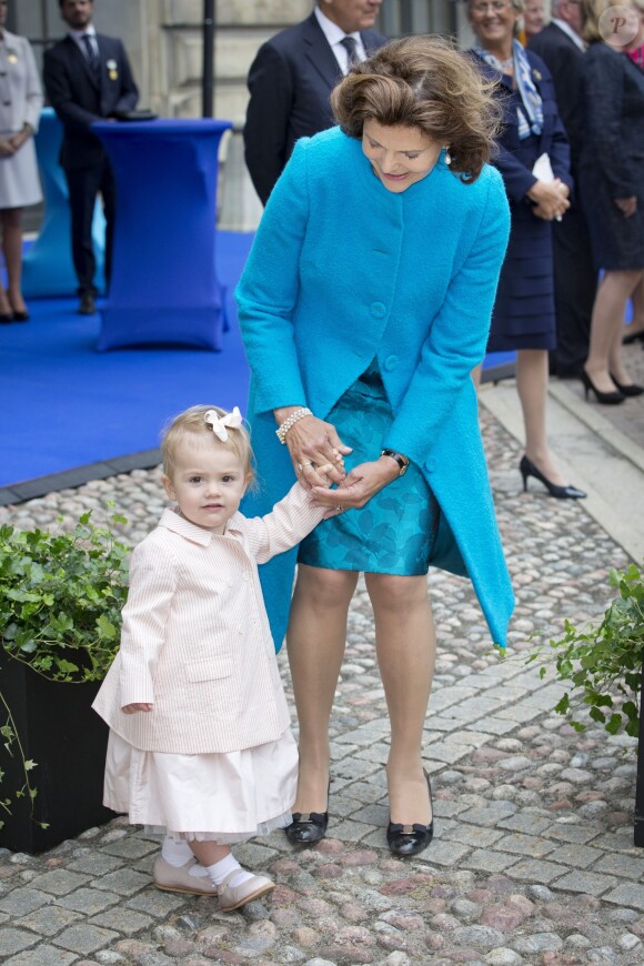 La reine Silvia et la princesse Estelle de Suède lors des festivités organisées au palais royal à Stockholm le 15 septembre 2013 pour le jubilé des 40 ans de règne du roi Carl XVI Gustaf de Suède.