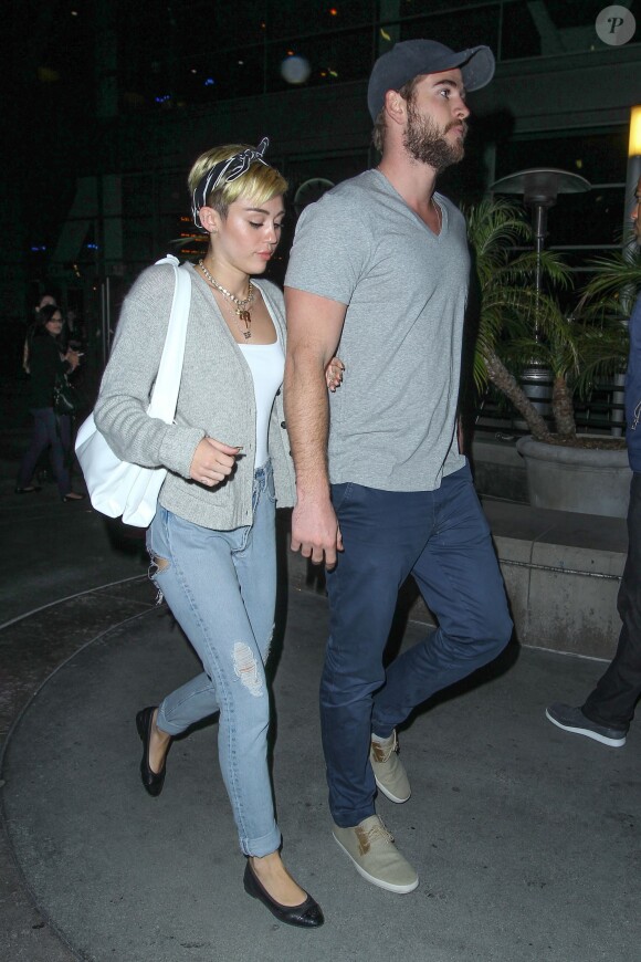 Miley Cyrus et Liam Hemsworth à Los Angeles, le 17 juin 2013.