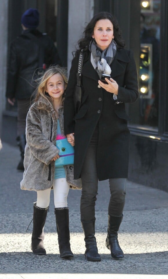 Courteney Cox et sa fille Coco à New York, le 13 février 2012.