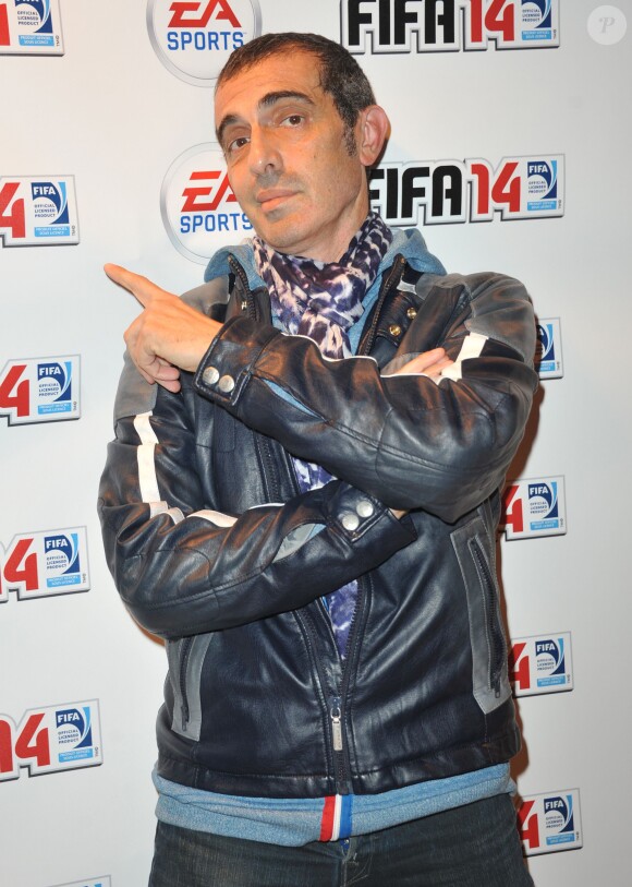 'Lulu' (Jean-Marc Lubin) lors de la soirée de lancement de FIFA 14 à la Gaîté lyrique à Paris le 23 septembre 2013.