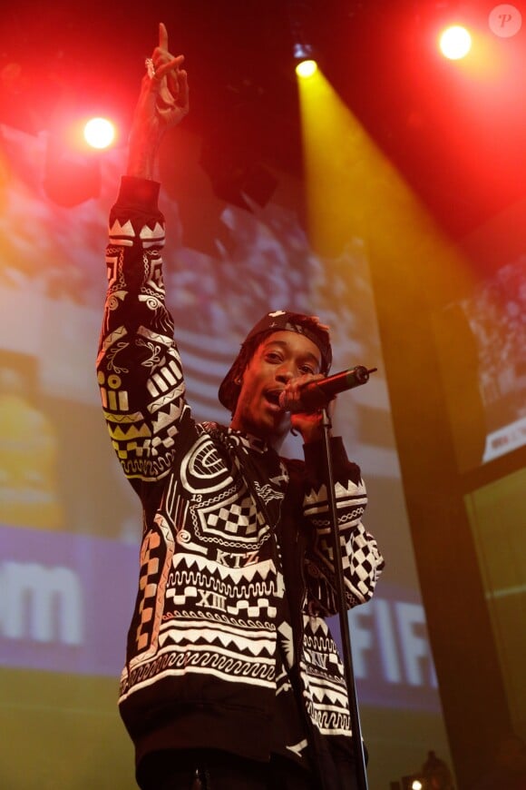 Wiz Khalifa lors de son concert à la soirée de lancement de FIFA 14 à la Gaîté lyrique à Paris le 23 septembre 2013.