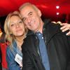 Exclusif - Michel Fugain pose avec sa compagne Sanda à La Cigale, à Paris, le 15 Novembre 2012.