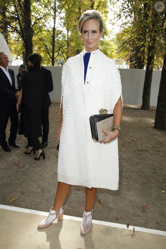 Lady Victoria Hervey au défilé de mode "Valentino", collection prêt-à-porter printemps-été 2014, au Jardin des Tuileries à Paris. Le 1er octobre 2013.