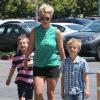 Britney Spears avec ses fils, Sean et Jaden à Thousand Oaks. Le 17 août 2013.