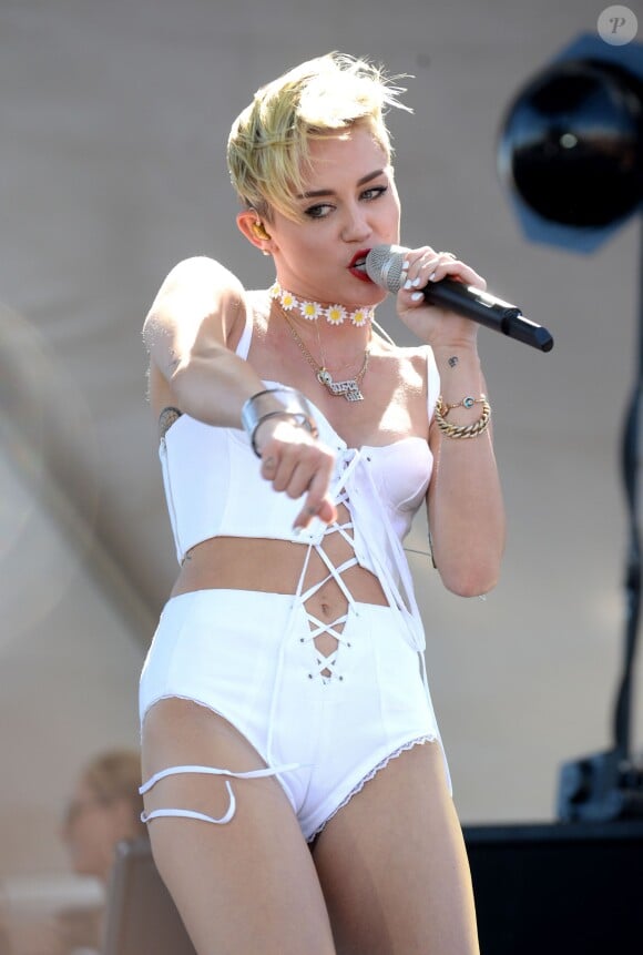 Miley Cyrus en concert lors de l'iHeartRadio Music Festival à Las Vegas, le 21 septembre 2013.