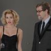 Dans un de ces 3 sketchs pour Saturday Night Live, Miley Cyrus interprète Scarlett Johansson dans une audition pour le film 50 Shades of Grey.