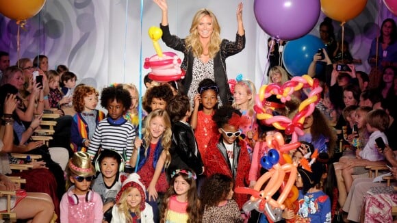 Heidi Klum : Rayonnante pour son défilé avec des mannequins enfants