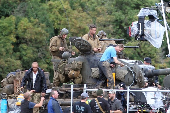 Brad Pitt sur le tournage de "Fury" au Royaume-Uni le 4 octobre 2013. 