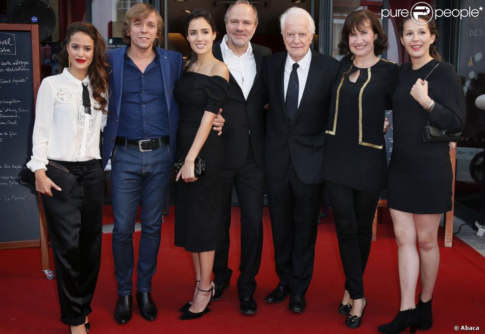 Les membres du jury Alice David, Sarah Kazemy, Audrey Estrougo, André Dussollier, Pascal Demolon, Aurélien Recoing et Anne Le Ny lors d&#039;un photocall dans le cadre du Festival des jeunes réalisateurs de Saint-Jean-de-Luz le 12 octobre 2013