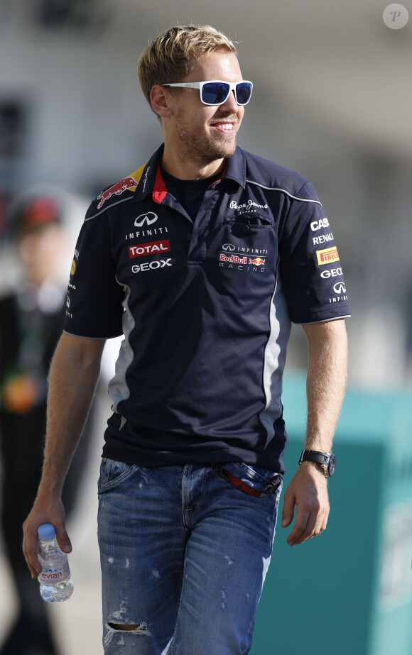 Sebastian Vettel dans le paddock du Grand Prix du Japon à Suzuka le 13 octobre 2013