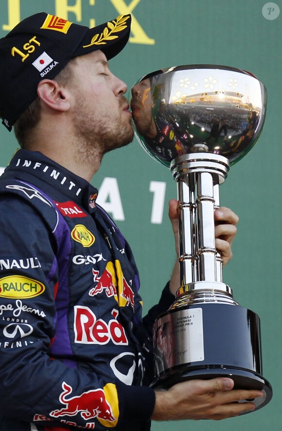 Sebastian Vettel après sa victoire au Grand Prix du Japon à Suzuka le 13 octobre 2013