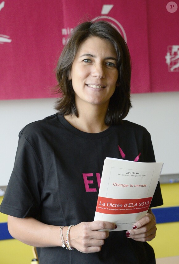 Estelle Denis est venue lire la Dictée ELA aux élèves du collège Maréchal Leclerc à Puteaux, le 14 octobre 2013.