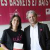 Estelle Denis(avec Guy Alba, président fondateur de l'association ELA) est venue lire la Dictée ELA aux élèves du collège Maréchal Leclerc à Puteaux, le 14 octobre 2013.