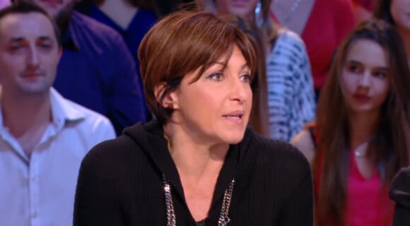 Marie-Luce, la mère de Nabilla Benattia dans Le Grand Journal d'Antoine de Caunes sur Canal + le vendredi 18 octobre 2013