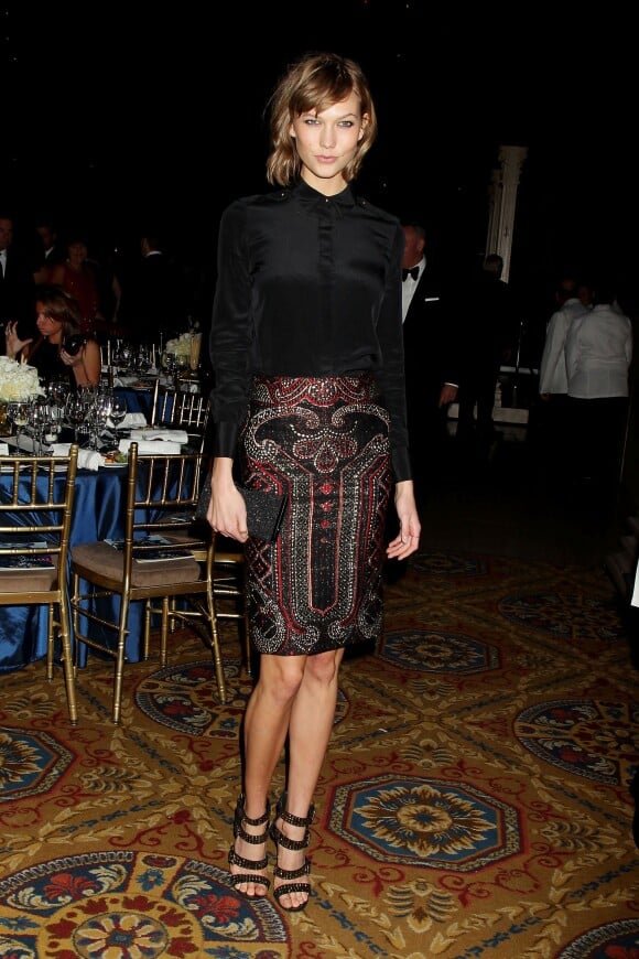 Karlie Kloss assiste au gala Night Of Stars organisé par le Fashion Group International, au Cipriani 55 Wall Street. New York, le 22 octobre 2013.