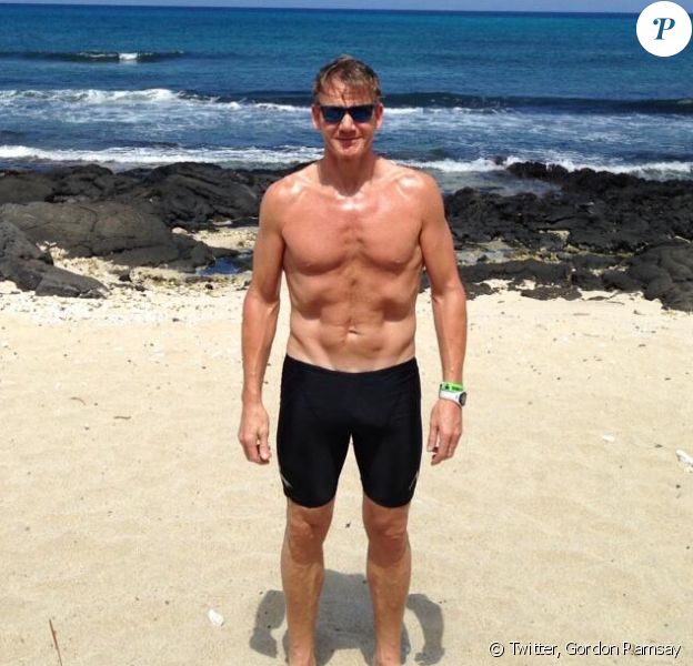 Gordon Ramsay et sa nouvelle silhouette sur la plage