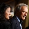 Clint Eastwood et Dina Ruiz lors des DGA Awards à Los Angeles le 29 janvier 2011