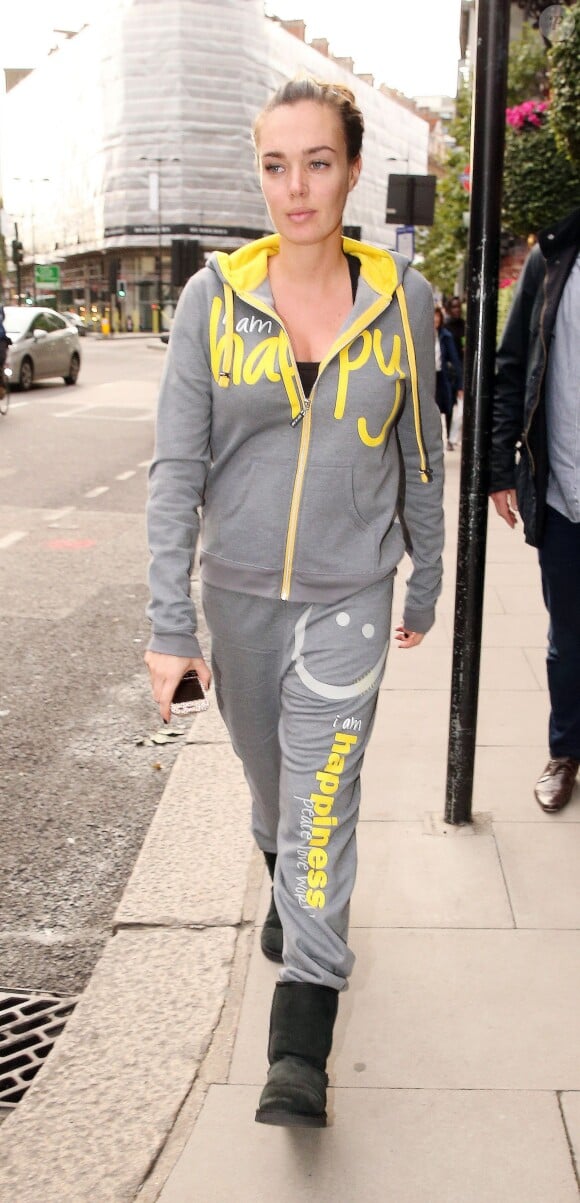 Tamara Ecclestone à la sortie d'un hôtel de Londres, le 21 octobre 2013