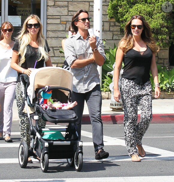 Exclusif - Tamara Ecclestone, son mari Jay Rutland, sa soeur Petra et sa nièce LAvinia, à Beverly Hills, le 17 septembre 2013